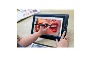 Wacom Mobile Studio Pro 13\" - 512gb - Wacom - WCM.DTHW1321HK0B