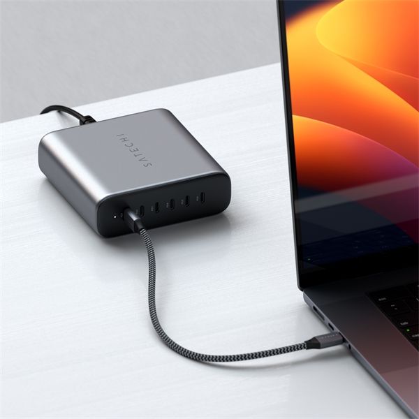 Alimentatore 200w Usb-c 6-port Pd Gan - Satechi - STC.ST-C200GM-EU